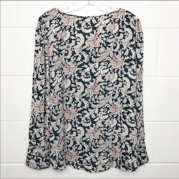 Beautiful scoop neck Long sleeve Loft blouse sz L - Picture 6 of 9